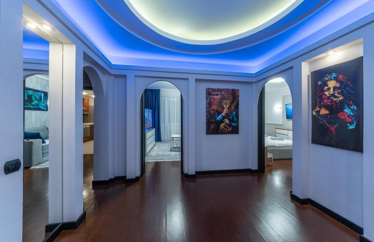Modern 3 Bedroom Apartment Kiev Dış mekan fotoğraf